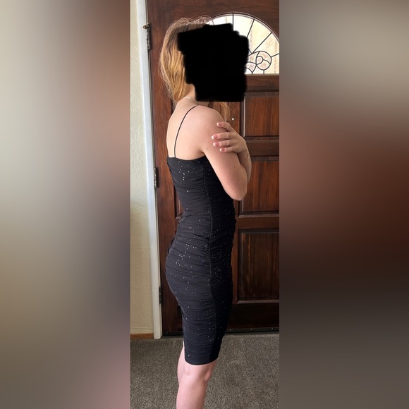 Women’s Winter Formal Dress - Picture 3 of 3